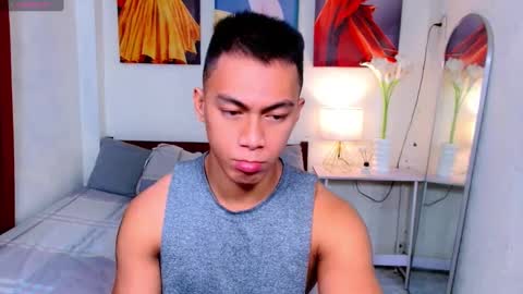 Snapshot of pinoymilker chatting on December 2024 11:18:01 PM ethan online show from December 2024 11:18:01 PM