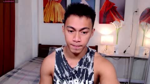Snapshot of pinoymilker chatting on January 2025 03:34:01 AM ethan online show from January 2025 03:34:01 AM