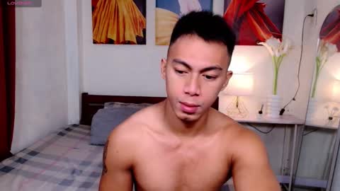 Snapshot of pinoymilker chatting on January 2025 01:32:01 AM ethan online show from January 2025 01:32:01 AM