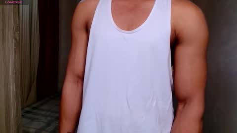 Snapshot of pinoymilker chatting on January 2025 06:12:01 AM ethan online show from January 2025 06:12:01 AM