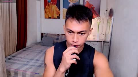 Snapshot of pinoymilker chatting on February 2025 05:46:01 AM ethan online show from February 2025 05:46:01 AM