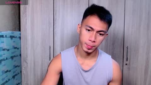 Snapshot of pinoymilker chatting on March 2025 02:19:02 AM ethan online show from March 2025 02:19:02 AM