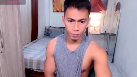 Snapshot of pinoymilker chatting on March 2025 02:36:01 AM ethan online show from March 2025 02:36:01 AM