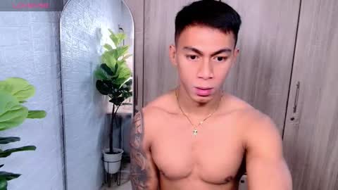 Snapshot of pinoymilker chatting on September 2025 02:12:02 AM ethan online show from September 2025 02:12:02 AM
