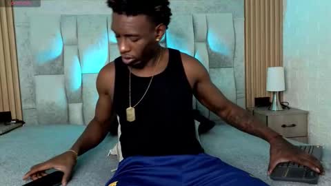 pipedark_ online show from October 2025 02:32:02 AM