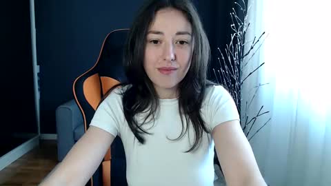 piscesgirl06 online show from February 2025 06:44:02 AM