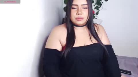 Snapshot of piscies_ass chatting on March 2025 09:18:02 AM Piscies Ass online show from March 2025 09:18:02 AM