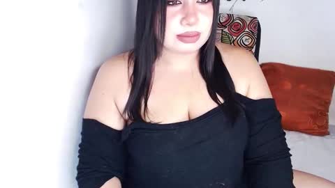 Snapshot of piscies_ass chatting on September 2025 07:32:01 AM Piscies Ass online show from September 2025 07:32:01 AM