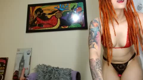 Alejandra online show from October 2025 09:21:01 PM