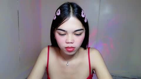 Snapshot of pitchy_pitch chatting on May 2026 06:36:02 PM The Girl Named Eyve online show from May 2026 06:36:02 PM