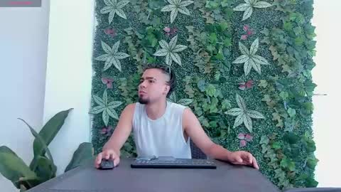 PittAndLunaa69 online show from April 2026 12:37:01 PM