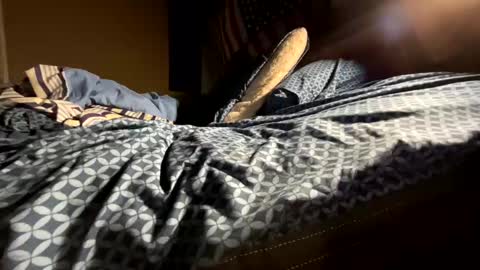 whom like be watching.i online show from September 2025 07:15:02 PM