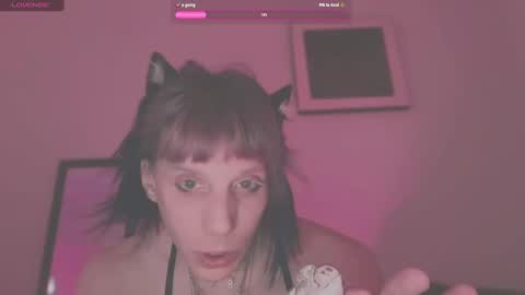 pixie_praxis online show from February 2025 12:39:02 PM