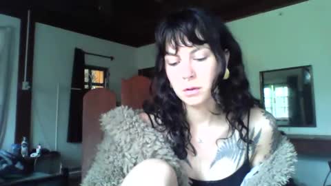 pixiecatfairy online show from November 2025 01:38:01 AM