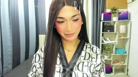 pixiedoll_ online show from July 2026 06:47:01 PM