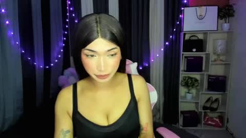 pixiedoll_ online show from July 2026 12:59:01 PM