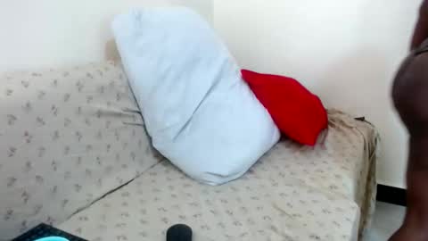 Snapshot of pixietease1 chatting on October 2025 12:42:01 AM pixietease1 online show from October 2025 12:42:01 AM