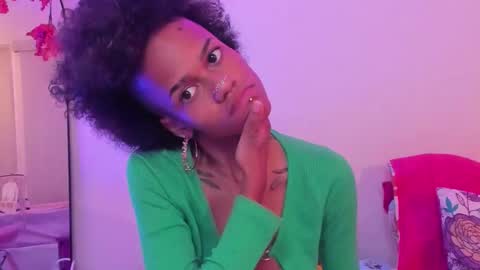 Venus  Vee  Cutie online show from October 2025 12:05:02 PM