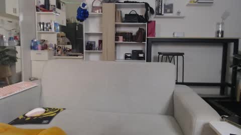 plasticgirll online show from March 2025 02:51:01 PM