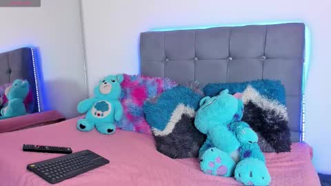 playboy_bunnyy online show from September 2025 06:11:02 PM