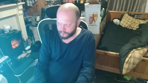 playboy_horny online show from February 2026 12:14:02 AM