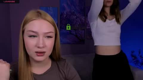 Sophie online show from February 2026 08:25:02 PM