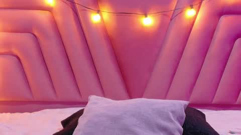 Scarlett  online show from October 2025 07:45:02 PM