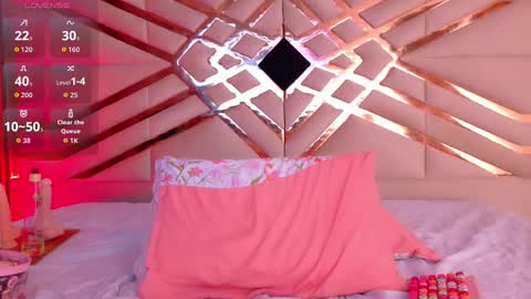 Scarlett  online show from October 2025 09:12:02 PM