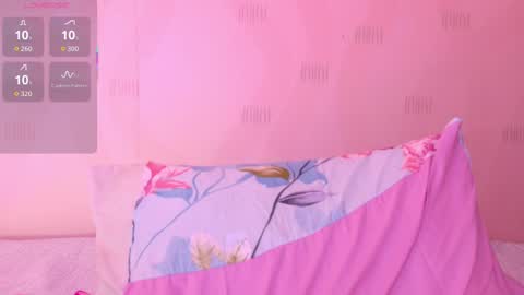 Scarlett  online show from November 2025 09:05:02 PM