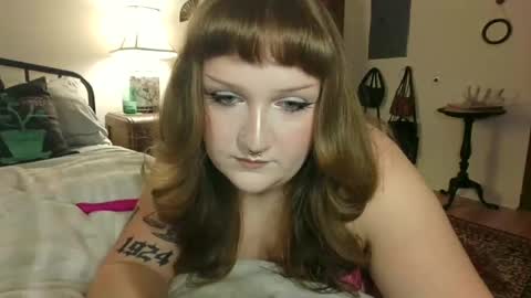 Snapshot of playfulxxcutie chatting on May 2026 06:48:01 PM playfulxxcutie online show from May 2026 06:48:01 PM