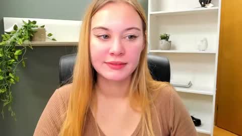 Snapshot of playgirl_valeria chatting on January 2025 10:56:01 AM Valeria online show from January 2025 10:56:01 AM