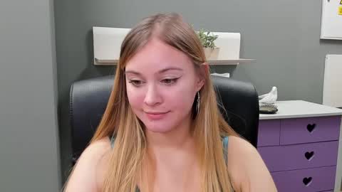 Snapshot of playgirl_valeria chatting on February 2025 02:29:02 PM Valeria online show from February 2025 02:29:02 PM