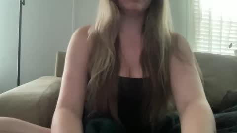 Snapshot of playwithcaity chatting on May 2026 09:01:02 PM Caity online show from May 2026 09:01:02 PM