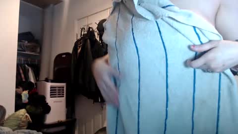 pleasantdinosaurus7537 online show from October 2025 04:31:02 AM