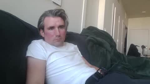 pleasebeolder online show from January 2026 07:40:01 PM