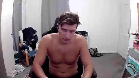 Snapshot of plkrisztian chatting on October 2025 07:54:01 PM plkrisztian online show from October 2025 07:54:01 PM