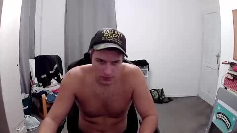 Snapshot of plkrisztian chatting on October 2025 03:02:02 PM plkrisztian online show from October 2025 03:02:02 PM