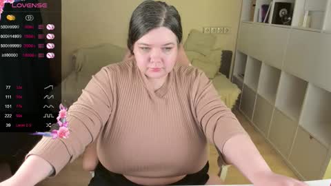 Alice online show from November 2025 02:55:01 AM