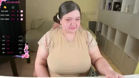 Alice online show from November 2025 02:39:02 PM