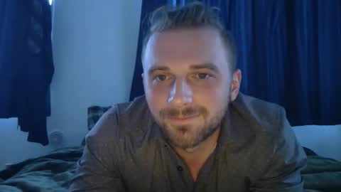 Snapshot of plumtaro chatting on October 2025 06:33:01 AM Taro online show from October 2025 06:33:01 AM