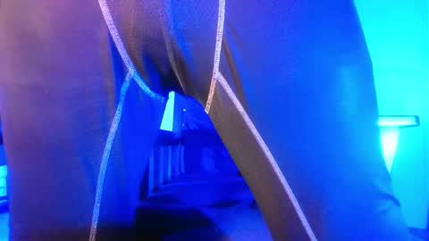 StraightPlush online show from February 2026 02:30:02 AM