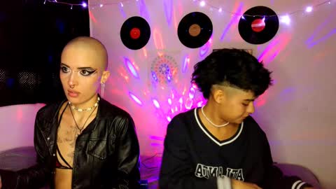   online show from December 2024 08:58:02 PM