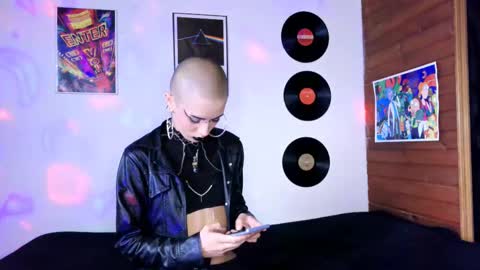   online show from March 2025 08:41:02 PM