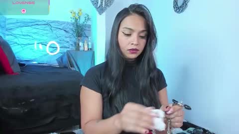 Snapshot of pocahontas921 chatting on February 2026 07:32:02 PM Emi online show from February 2026 07:32:02 PM