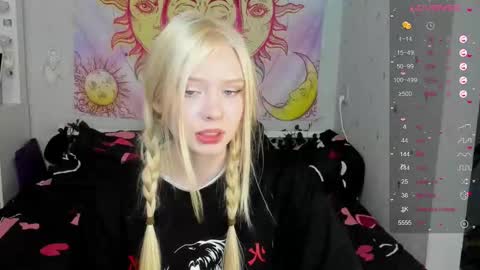 Mary online show from September 2025 01:14:02 PM