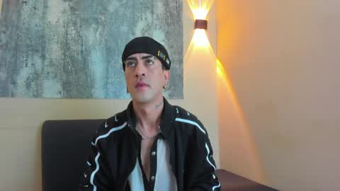 poderoso_samael online show from April 2026 03:37:01 AM