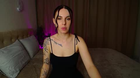 Snapshot of poison_inyour_mind chatting on November 2025 05:46:02 PM poison_inyour_mind online show from November 2025 05:46:02 PM