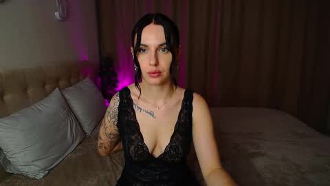 Snapshot of poison_inyour_mind chatting on November 2025 06:37:02 PM poison_inyour_mind online show from November 2025 06:37:02 PM