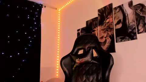 Willow                      Hours 12pm to 630pm Colombian time FRIDAY AND SUNDAY FREE DAYS online show from December 2024 10:26:01 PM