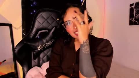 Willow                      Hours 12pm to 630pm Colombian time FRIDAY AND SUNDAY FREE DAYS online show from January 2025 08:36:02 PM